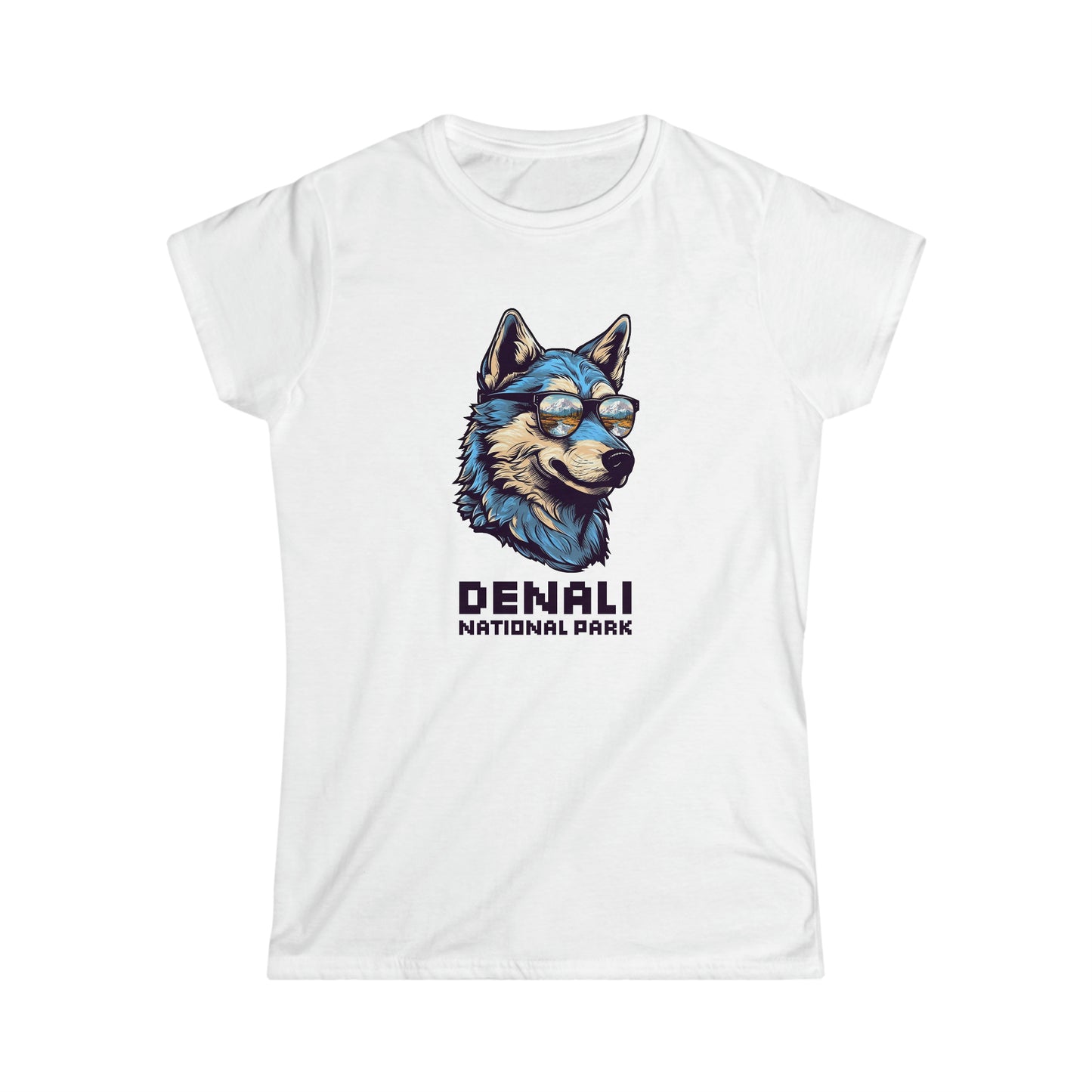 Denali National Park Women's T-Shirt - Cool Wolf