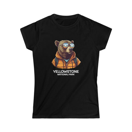 Yellowstone National Park Women's T-Shirt - Cool Grizzly Bear
